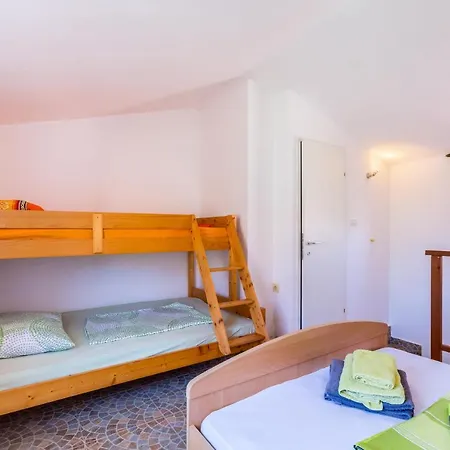 Elisabeth Apartment