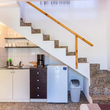 Elisabeth Apartment *